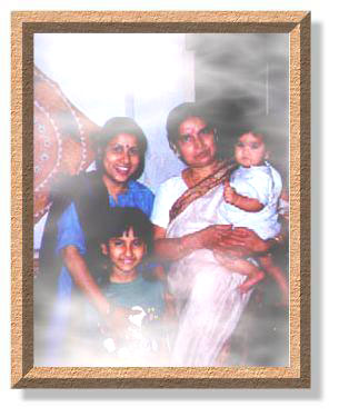 family1.jpg (28880 bytes)